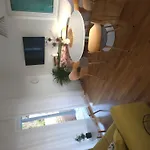 Mimos Robinsonhaus By Interhome Dobropoljana